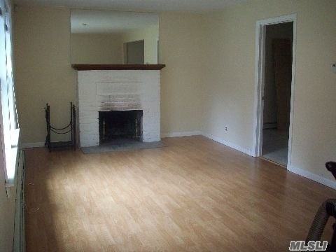 47 Queen Dr - Photo 3 of 6