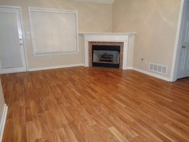 11745 Village Center St - Photo 2 of 9