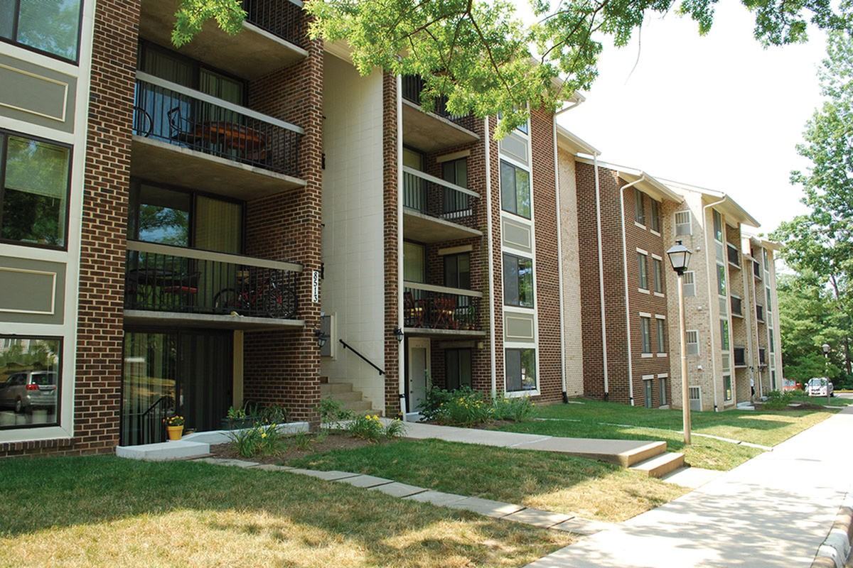 West Springfield Terrace Apartments Burling Wood Dr, West Springfield