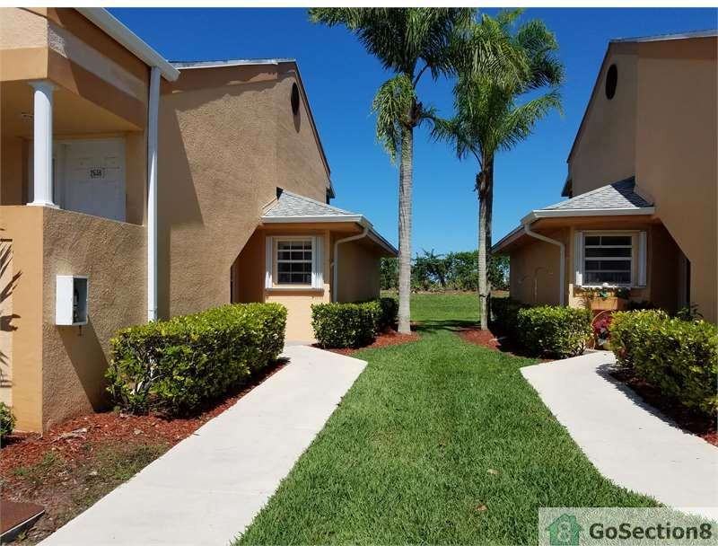 2637 SE 19th Ct - Photo 2 of 19