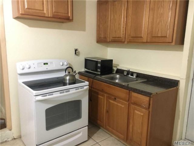 2350 Broadhollow Rd - Photo 3 of 7