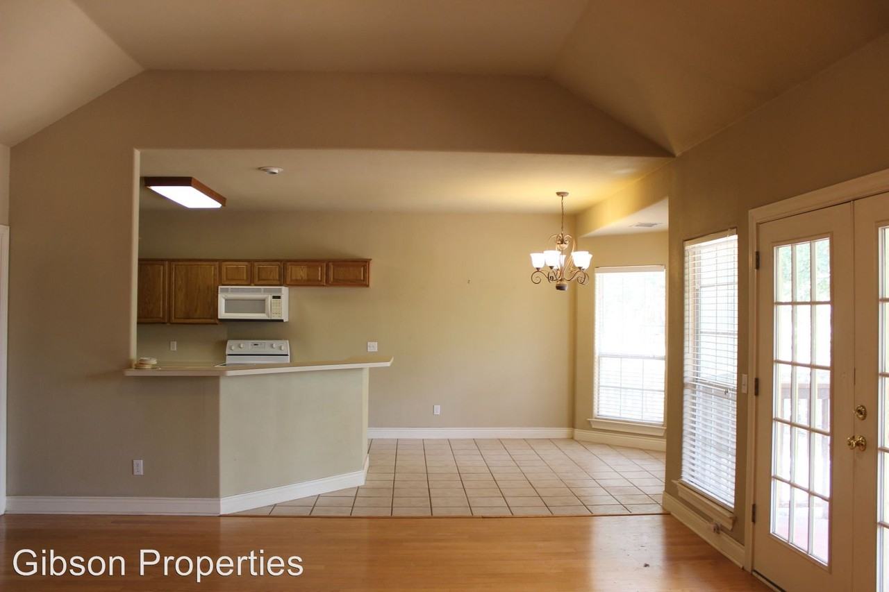 4 Ironwood Ln - Photo 3 of 14