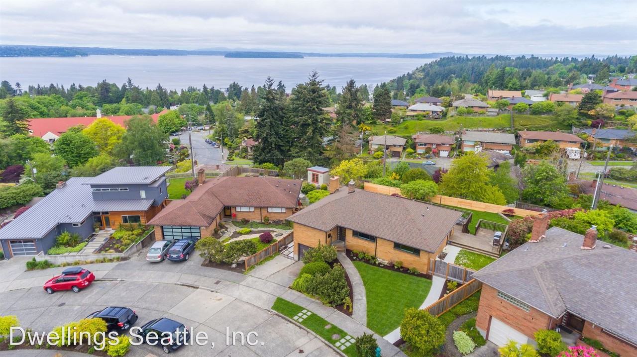 4036 SW Henderson St - Photo 3 of 23