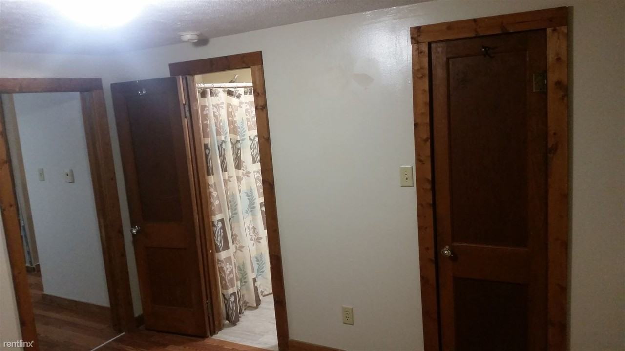 127 Vermont St - Photo 3 of 10