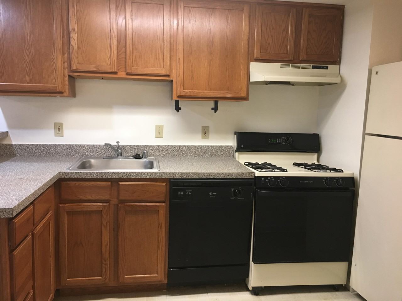 3612 Rock Creek Church Rd NW - Photo 3 of 5