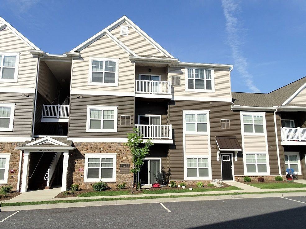 300 300 Pond Vista Lane, Apt K Magnolia - Photo 2 of 19