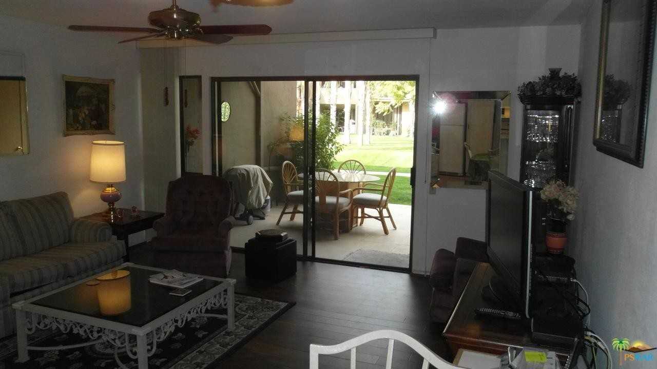 264 N Palm Canyon Dr - Photo 2 of 13