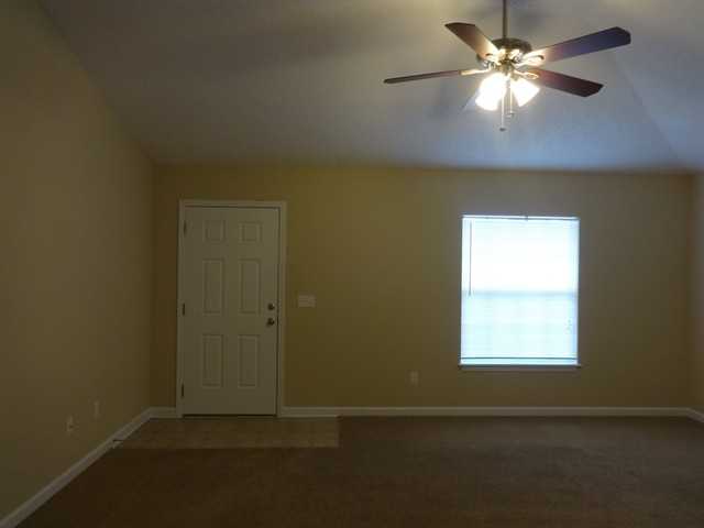 5722 Village Pond Cir - Photo 2 of 22