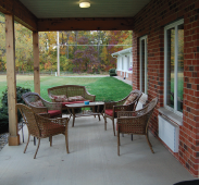 110 Cale St - Photo 2 of 4