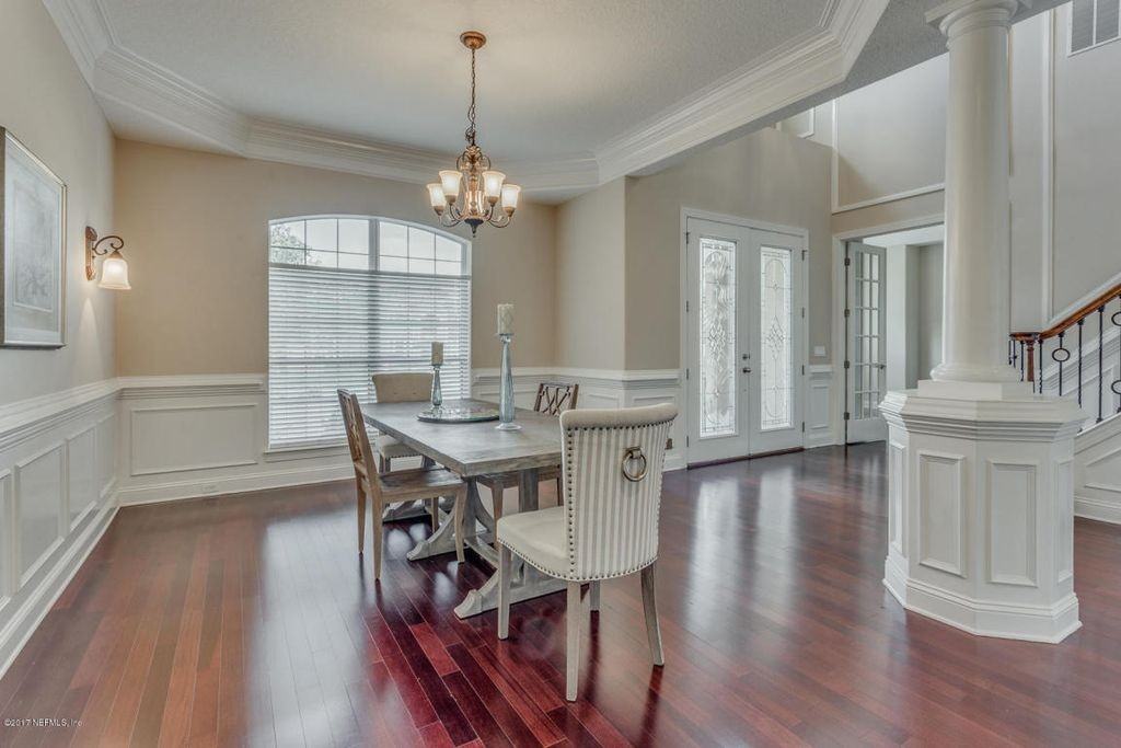 480 Sebastian Square - Photo 3 of 24
