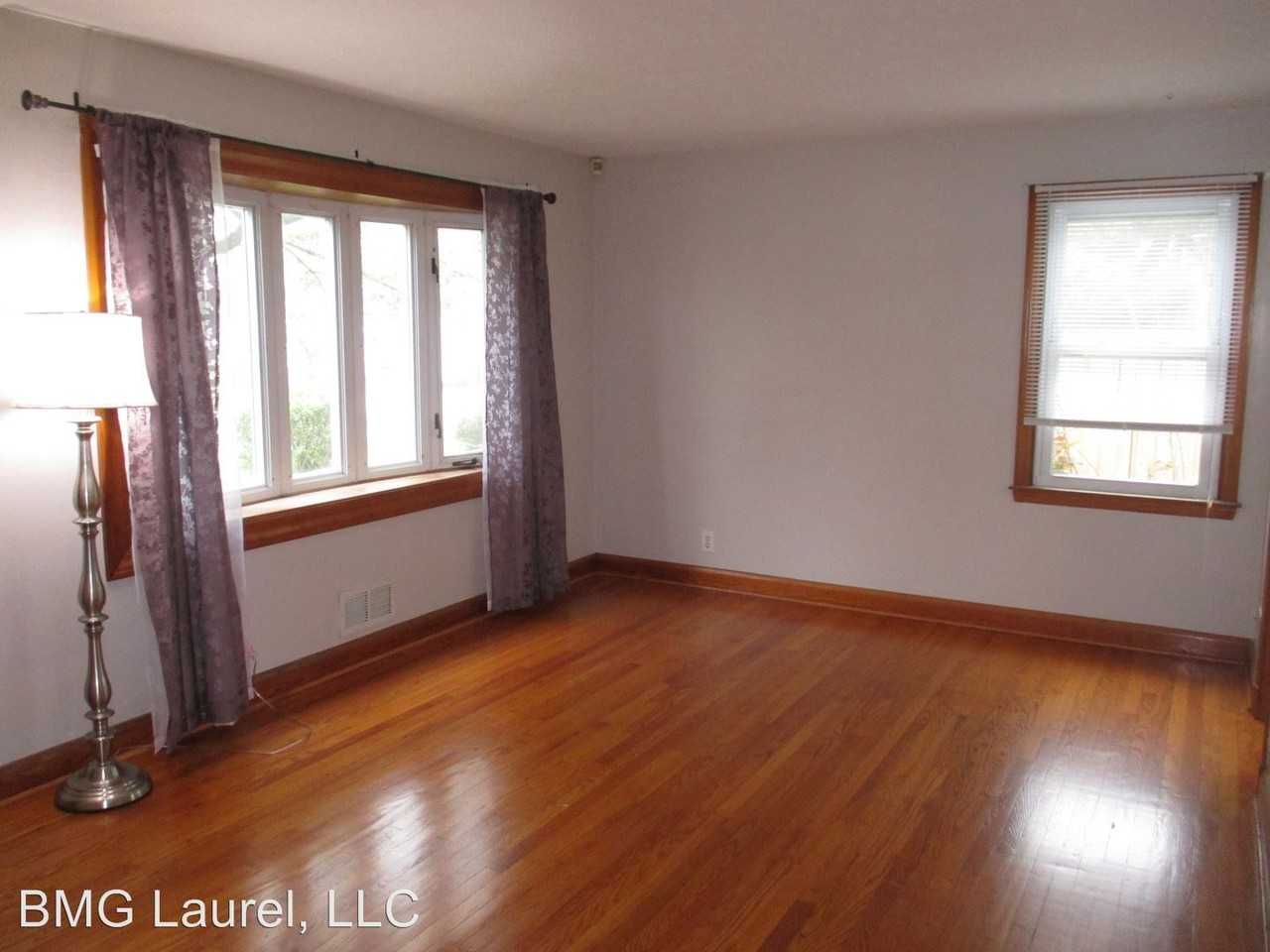 208 Arundel Rd - Photo 2 of 21