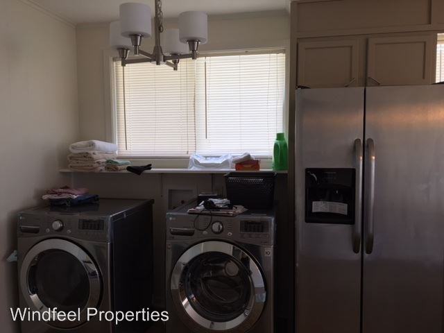 228 Pacific Ave - Photo 3 of 12