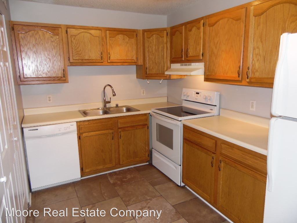 Diuguid Dr. - Photo 2 of 5