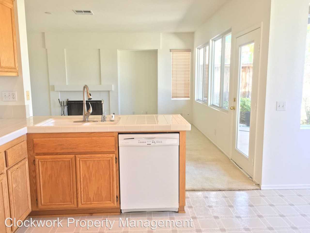 8875 Falls View Rd - Photo 2 of 11