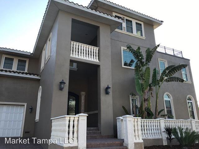 1304 Jumana Loop - Photo 2 of 14