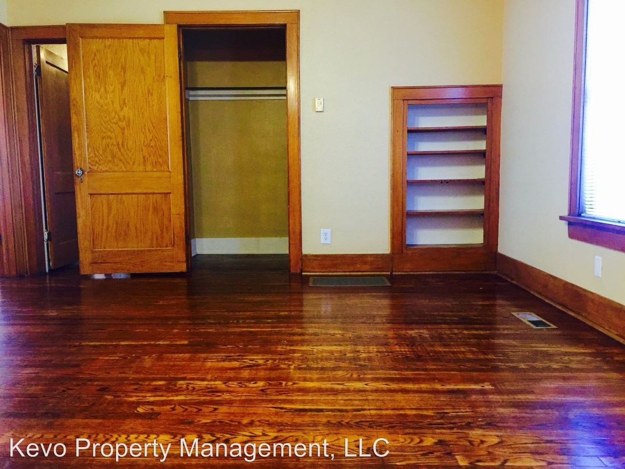 1404 NW 25th St - Photo 3 of 12