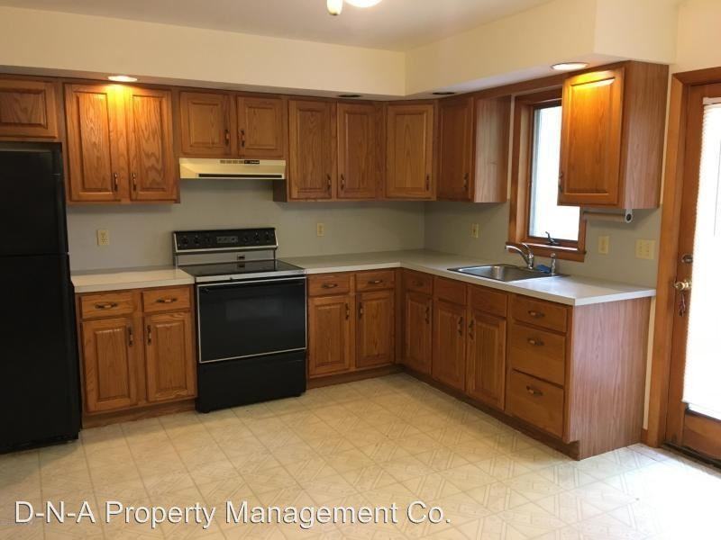 3242 Willow Grove Rd - Photo 3 of 14