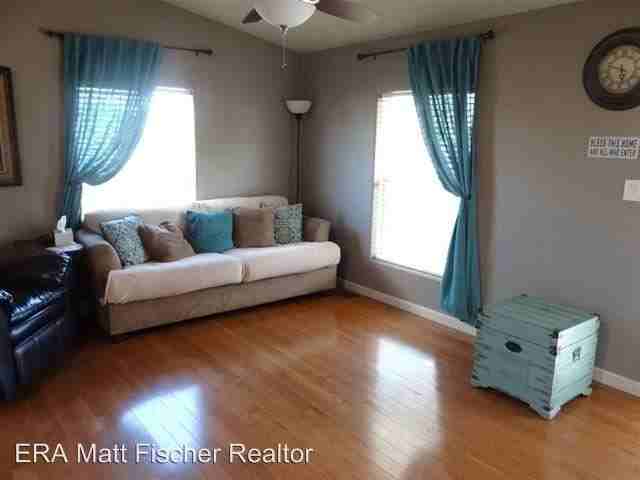 10350 S Cyclone Ave - Photo 2 of 18