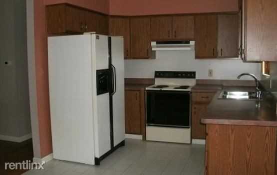 7532 Superior St - Photo 2 of 7
