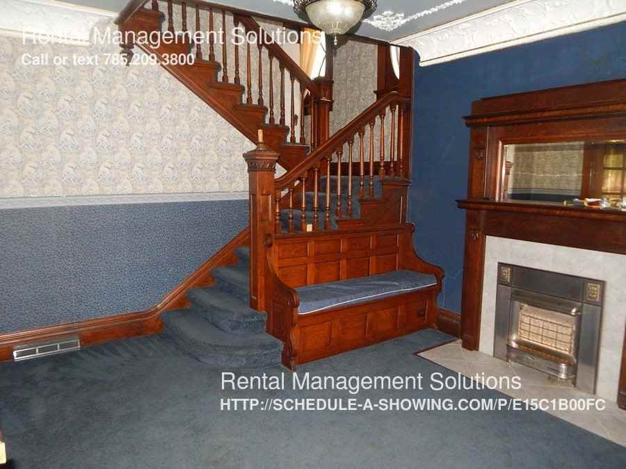 817 SW Lincoln St - Photo 3 of 11