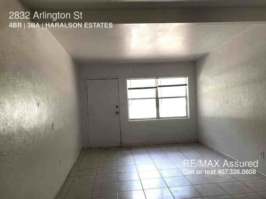 2832 Arlington St - Photo 2 of 6