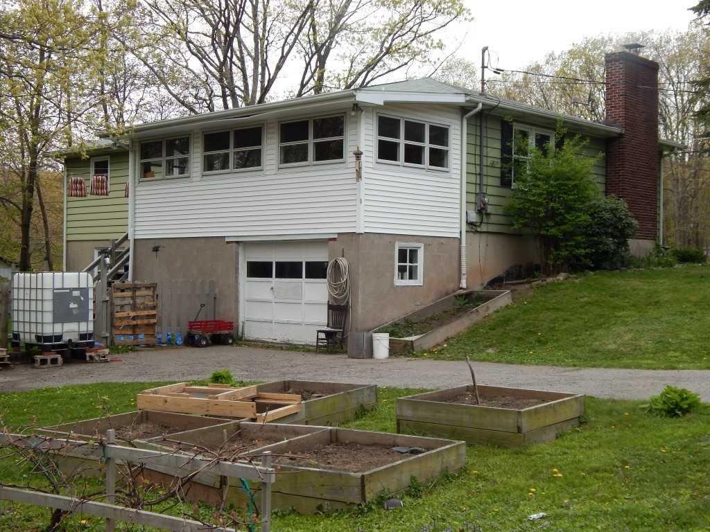 109 North St - Photo 2 of 16