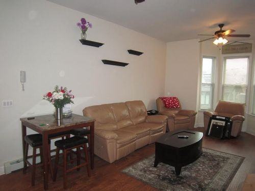 1 Hawthorne Ave #2S - Photo 3 of 8