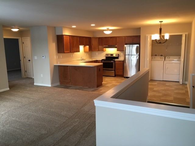 335 Prairie Ave - Photo 2 of 12