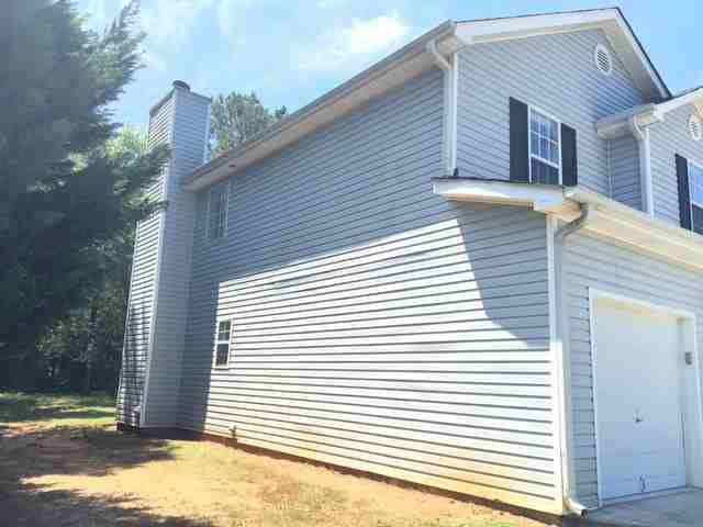 290 Pleasant Hills Dr - Photo 2 of 12