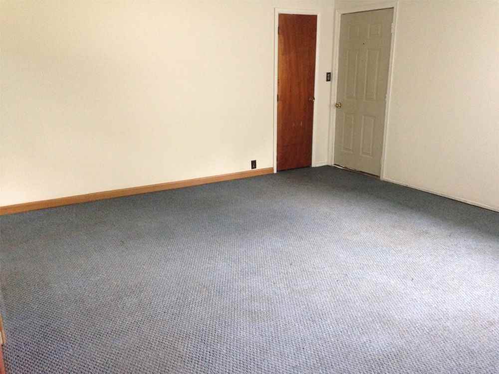 3951 E Hollywood Ave - Photo 3 of 20