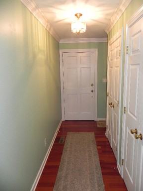 419 Collingwood Dr - Photo 3 of 42