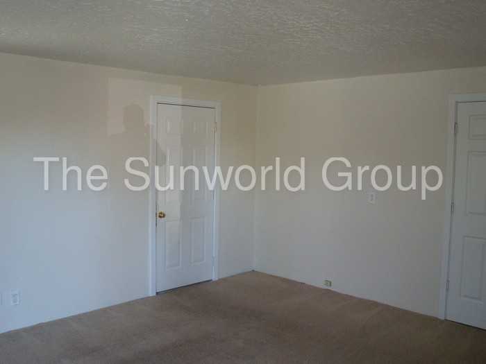 617 Martin Way - Photo 2 of 6