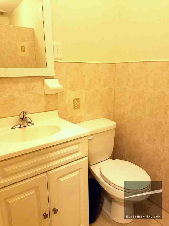 43rd St #1 - Photo 3 of 9