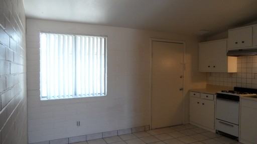 1520 S Tucson Blvd - Photo 3 of 8