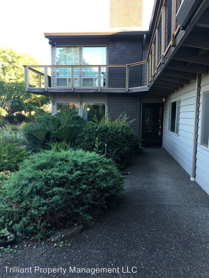 1633 Cunningham Ln S - Photo 2 of 23