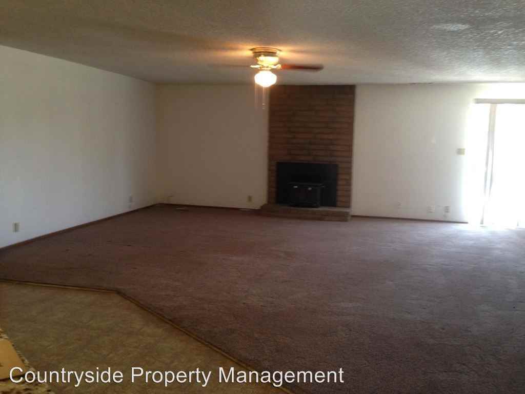 4002-4010 Sunny Road - Photo 3 of 11