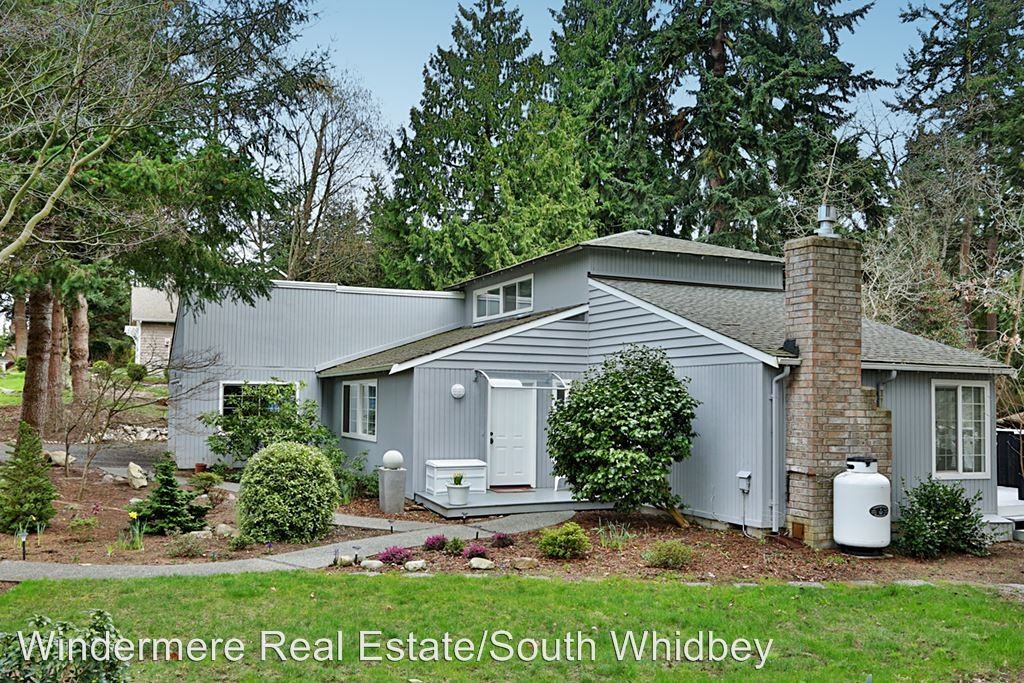 2266 Lori Dr - Photo 3 of 50