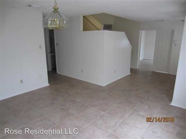 5909 Hollyhock Rd - Photo 3 of 12