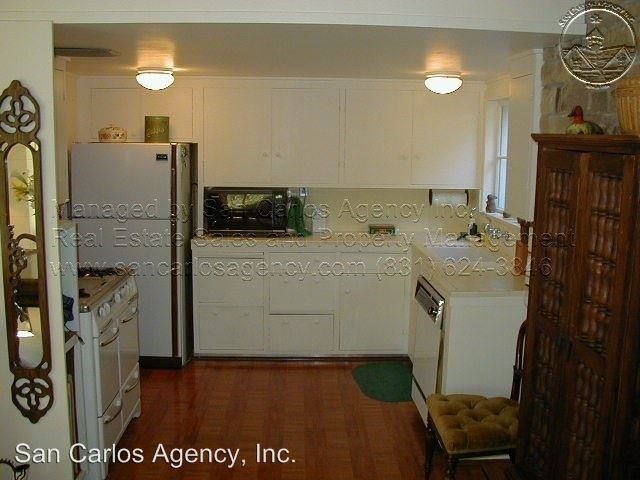 3322 Stevenson Dr - Photo 3 of 9