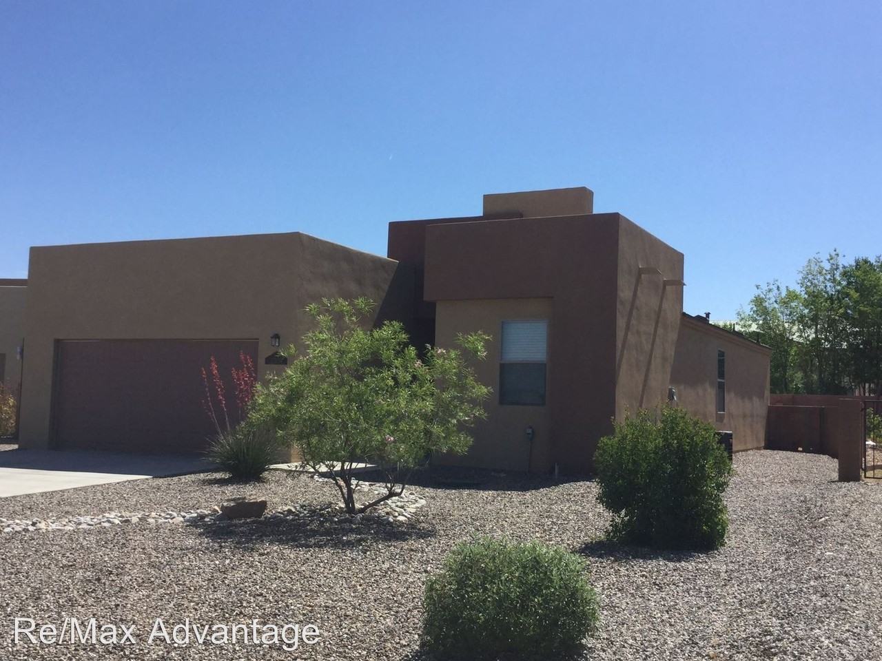 6904 Brianna Loop - Photo 2 of 11