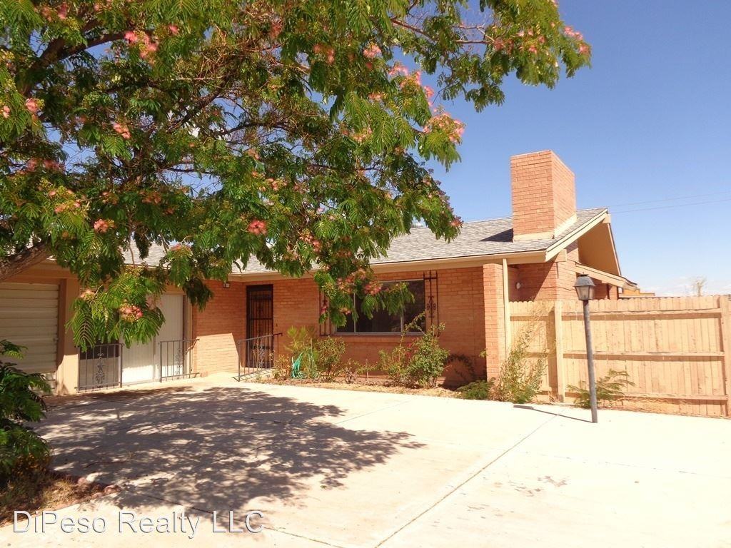 1207 E Flynn Jans Ct - Photo 2 of 18