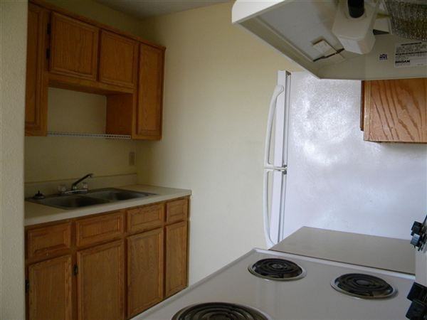 La Tierra Santa Apartments - Photo 2 of 6