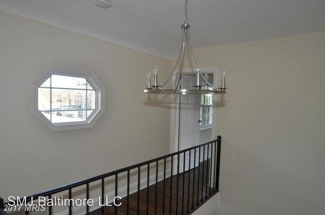 5502 N Charles St - Photo 2 of 30