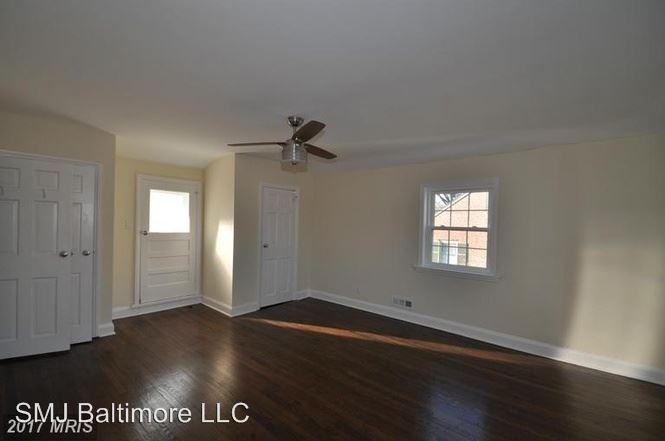 5502 N Charles St - Photo 3 of 30