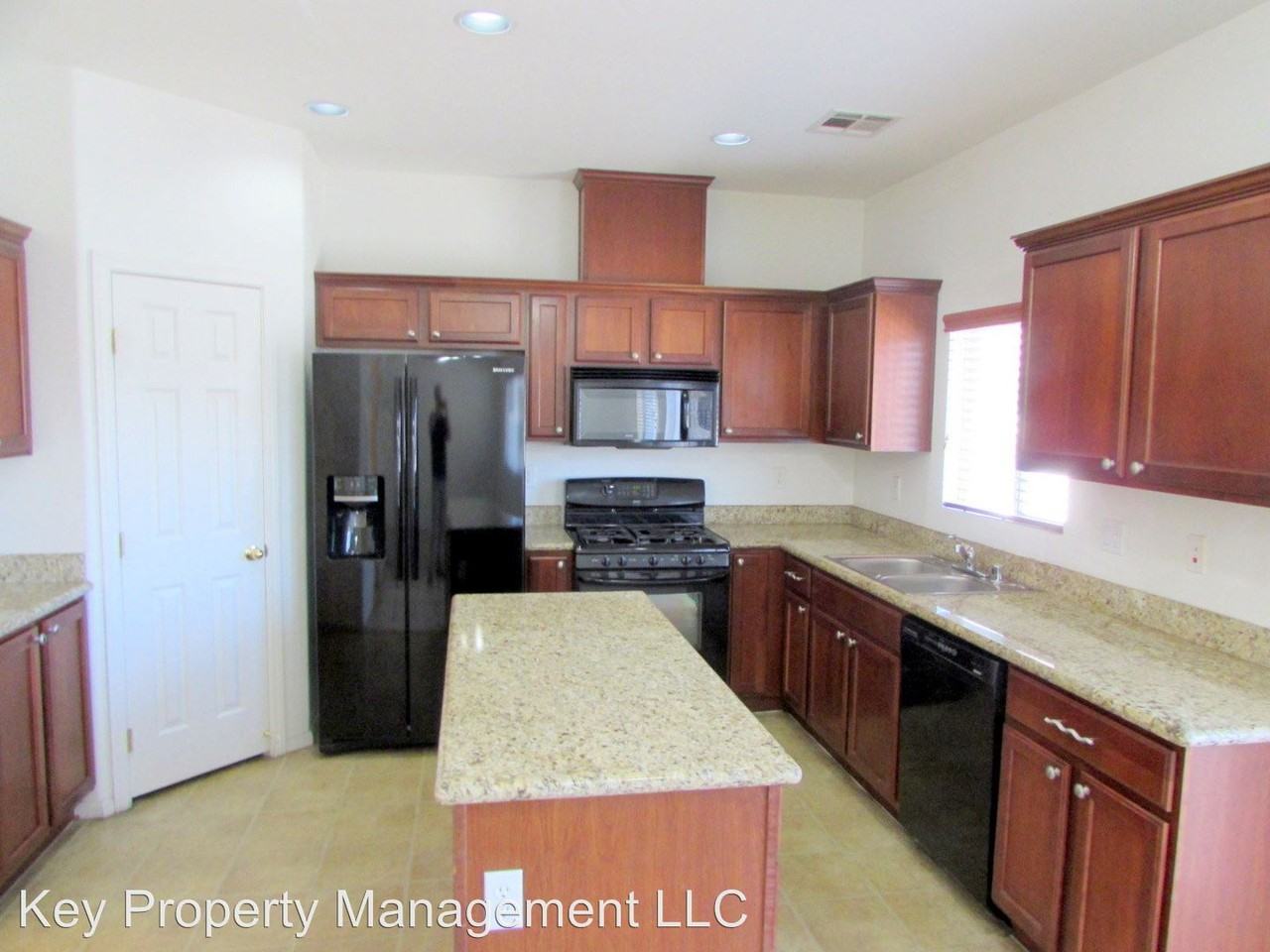 5133 Bellaria Pl - Photo 3 of 13