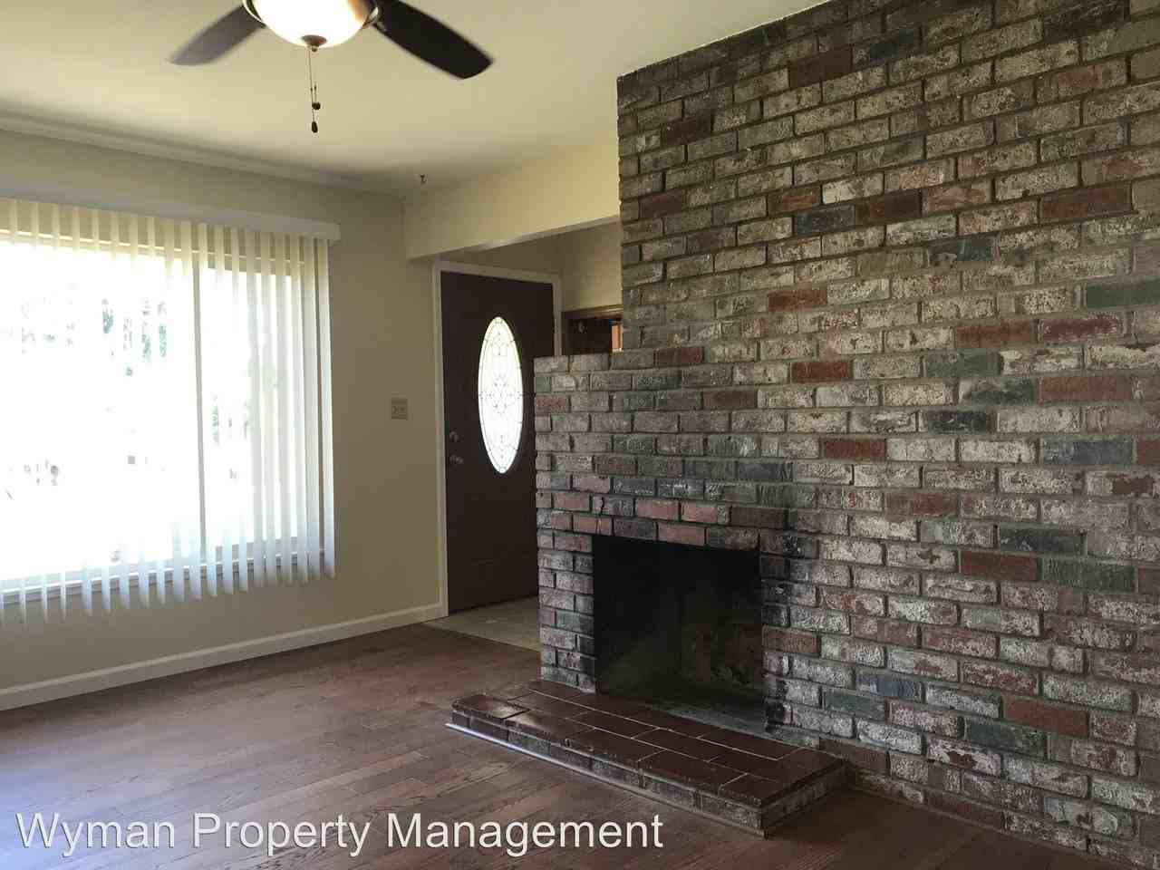 26 Flamingo Ct - Photo 2 of 13