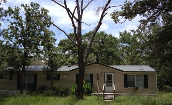 11624 Woodglen Cir - Photo 2 of 6