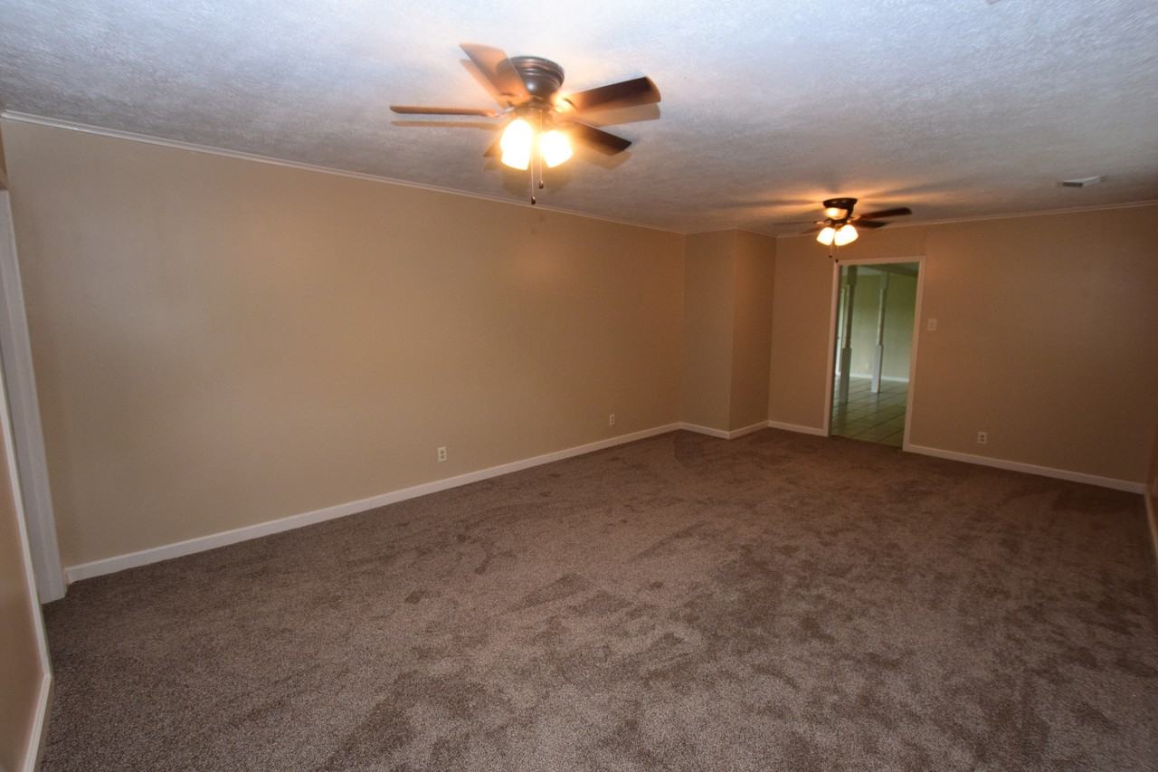3411 Mark Rd - Photo 2 of 13