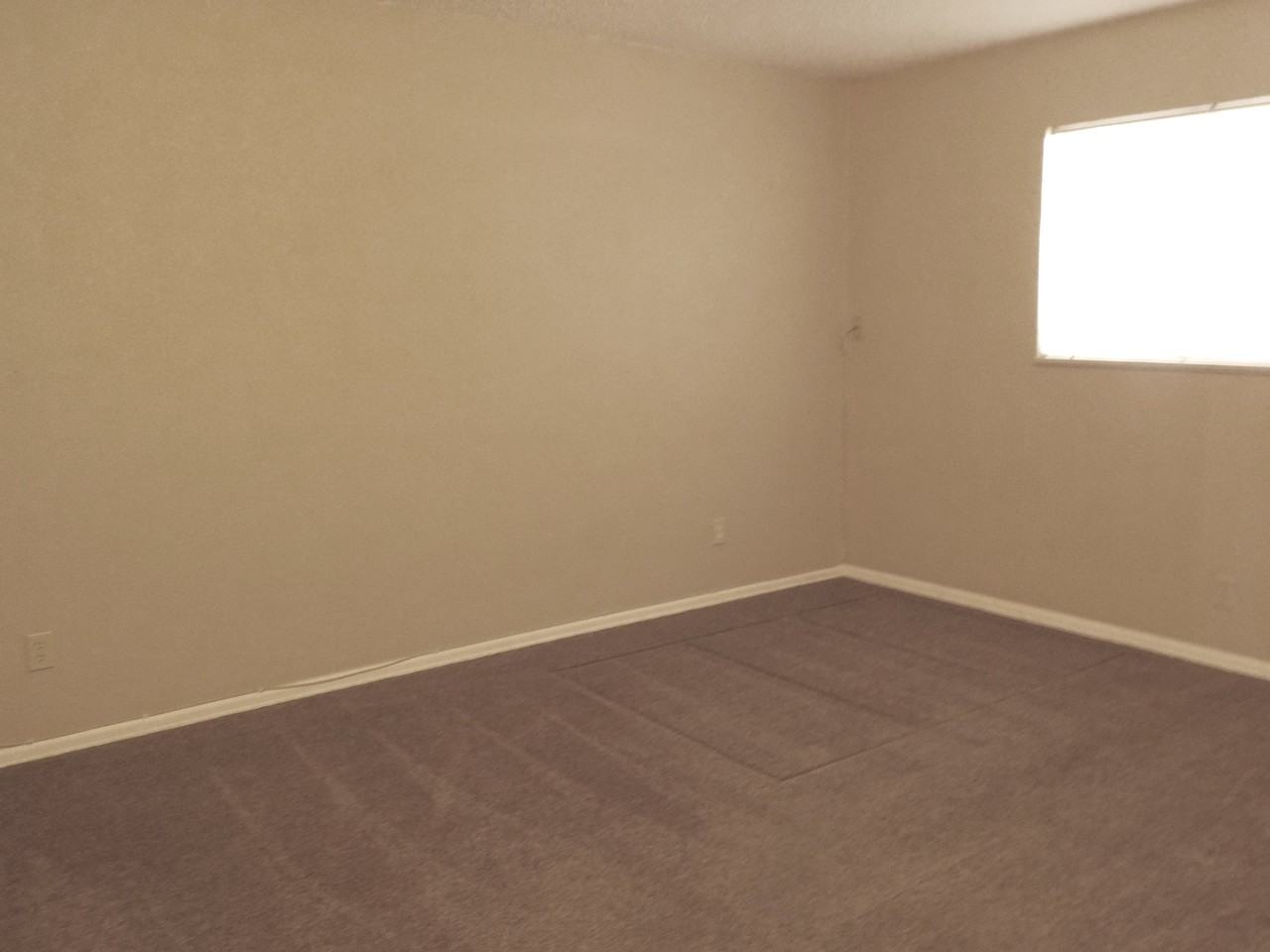 79 Blackburn - Photo 2 of 16