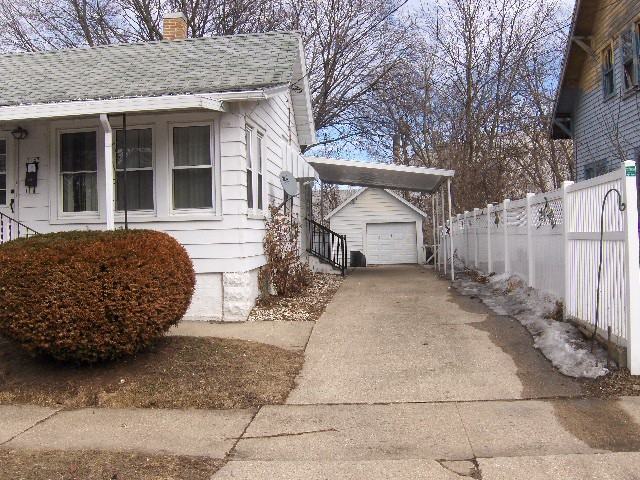 1127 Cherry St - Photo 2 of 14